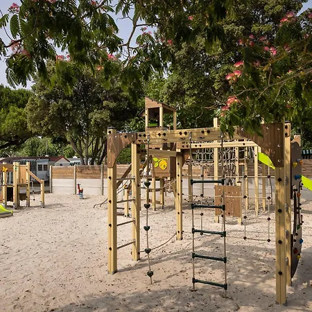 Domaine Des Salins 营地