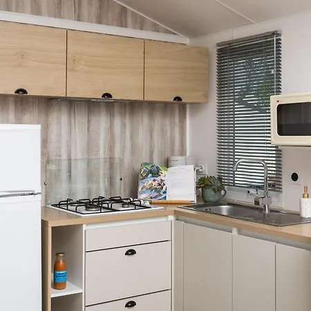 Domaine Des Salins 营地